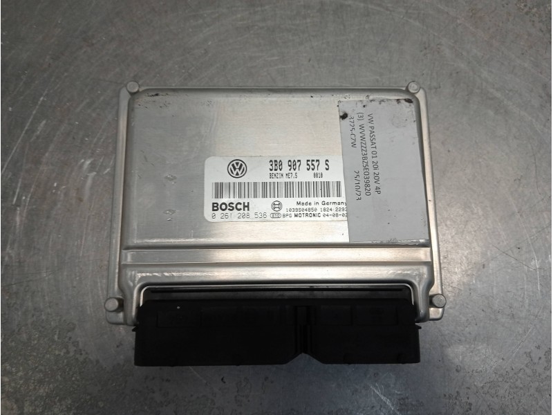 Recambio de centralita motor uce para volkswagen passat berlina (3b3) referencia OEM IAM 0261208356 3B0907557S 