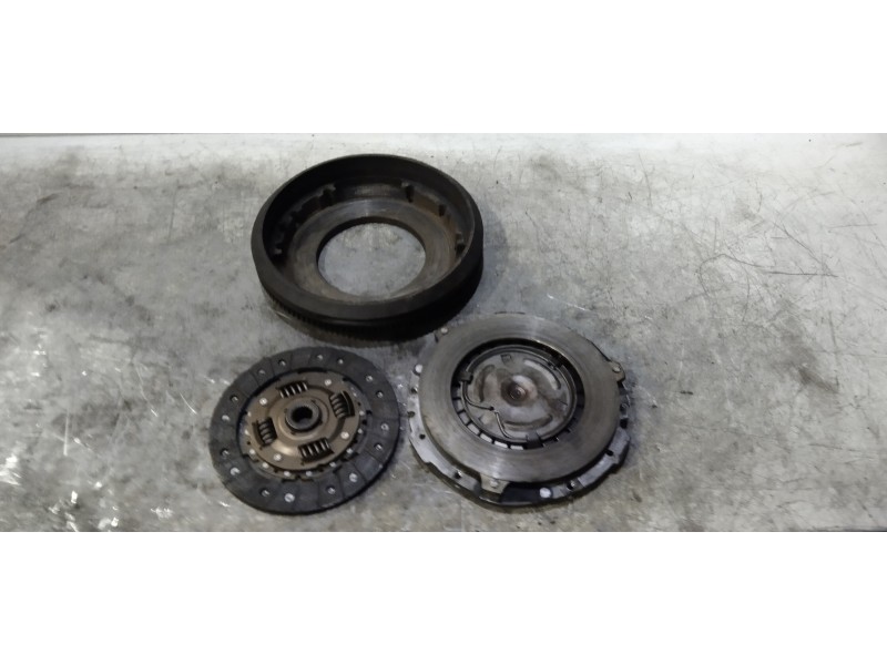 Recambio de kit embrague para volkswagen golf iii berlina (1h1) cl referencia OEM IAM   