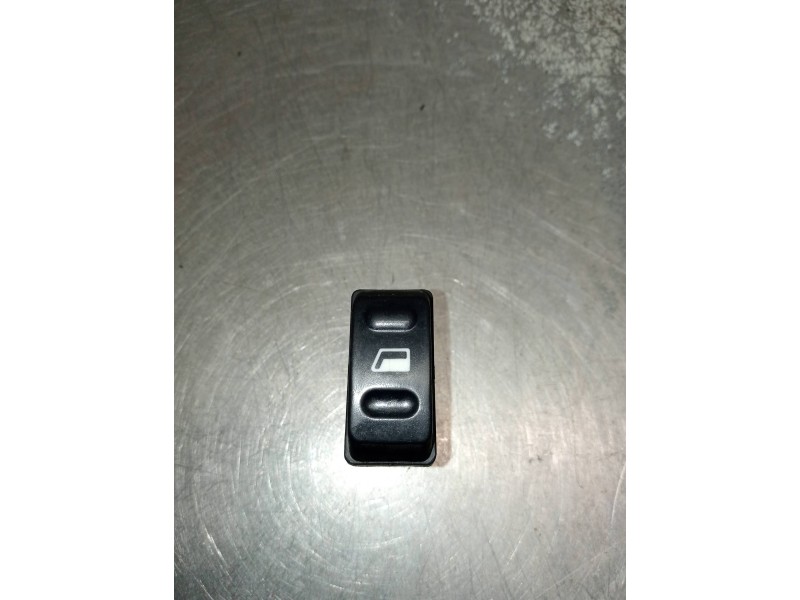 Recambio de retrovisor izquierdo para citroen xsara berlina 1.9td attraction referencia OEM IAM  MANUAL 