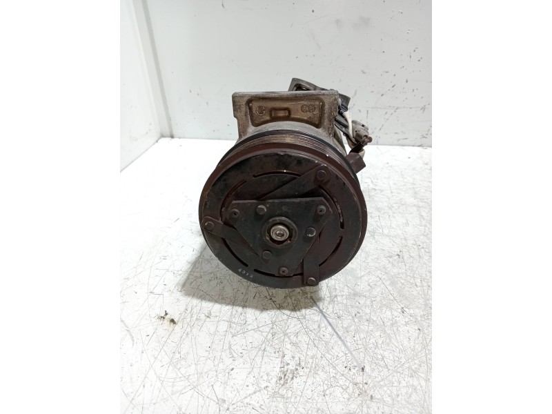 Recambio de compresor aire acondicionado para renault clio iv limited referencia OEM IAM 926000217R 4054795071 