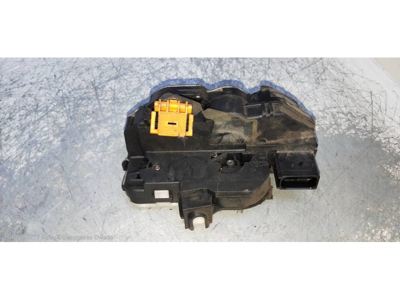 Recambio de motor cierre centralizado delantero derecho para opel zafira (c) referencia OEM IAM   