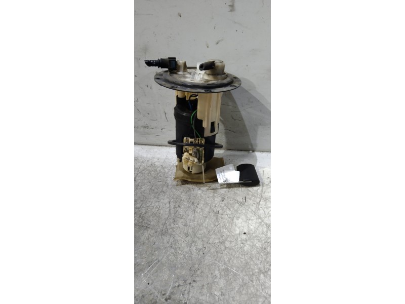 Recambio de bomba combustible para hyundai getz (tb) 1.1 básico referencia OEM IAM 311101C000 083000750 