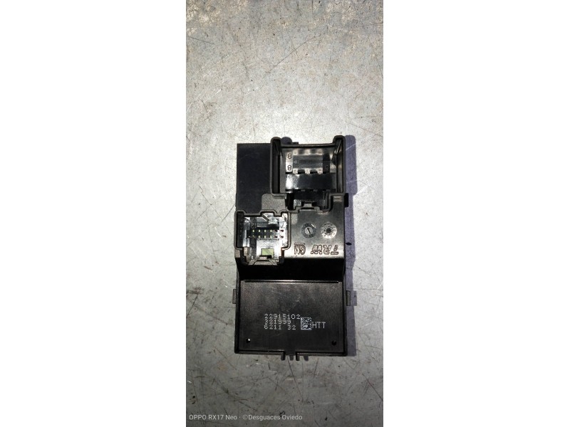 Recambio de mando elevalunas delantero derecho para opel zafira (c) referencia OEM IAM 22915102  