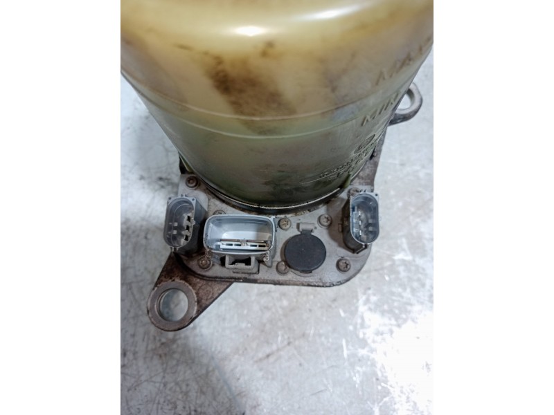 Recambio de bomba direccion para ford focus lim. (cb4) referencia OEM IAM 4M513K514CB  