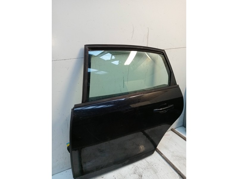 Recambio de puerta trasera izquierda para citroen c4 sedan 1.6 16v cat (nfu / tu5jp4) referencia OEM IAM   4P