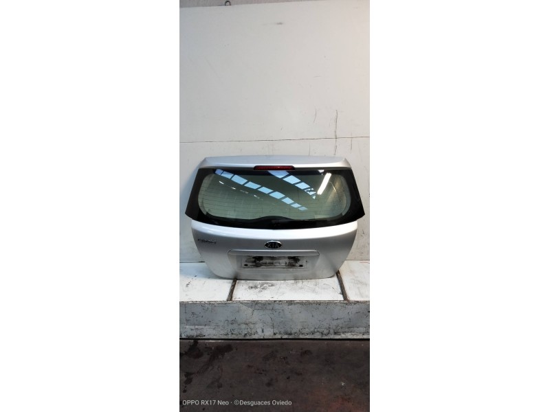 Recambio de porton trasero para kia cee´d 1.6 cat referencia OEM IAM    Recambio de porton trasero para kia cee´d 1.6 cat referencia OEM IAM