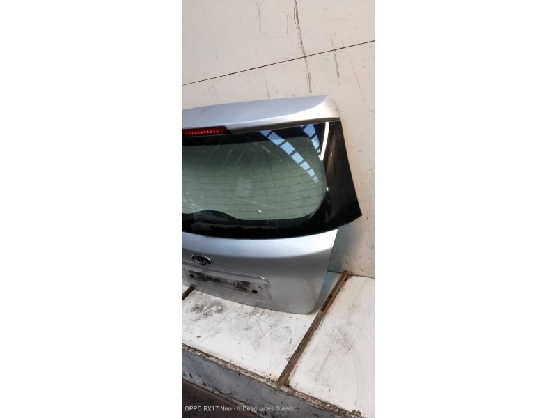 Recambio de porton trasero para kia cee´d 1.6 cat referencia OEM IAM    Recambio de porton trasero para kia cee´d 1.6 cat referencia OEM IAM