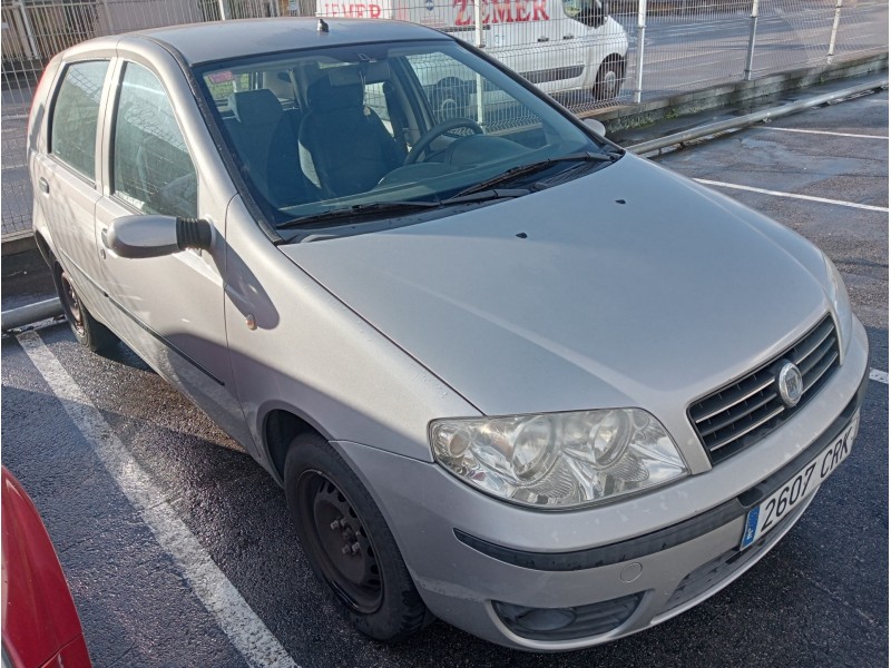 fiat punto berlina (188) del año 2004