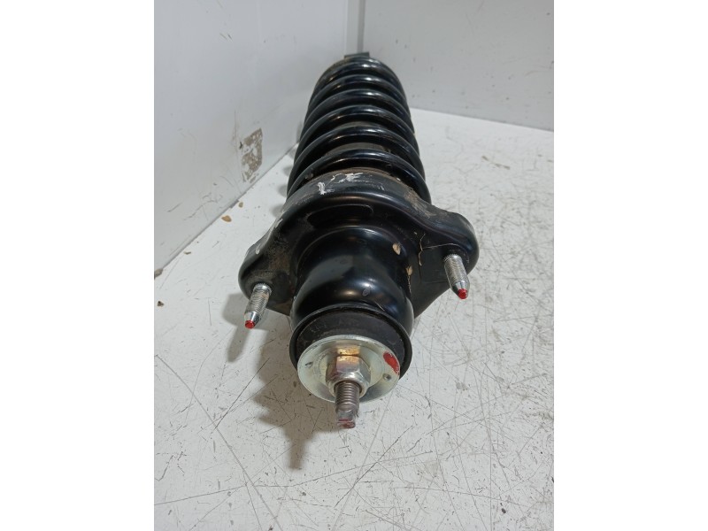 Recambio de amortiguador trasero izquierdo para mitsubishi eclipse cross intro edition 2wd referencia OEM IAM 4162A496  