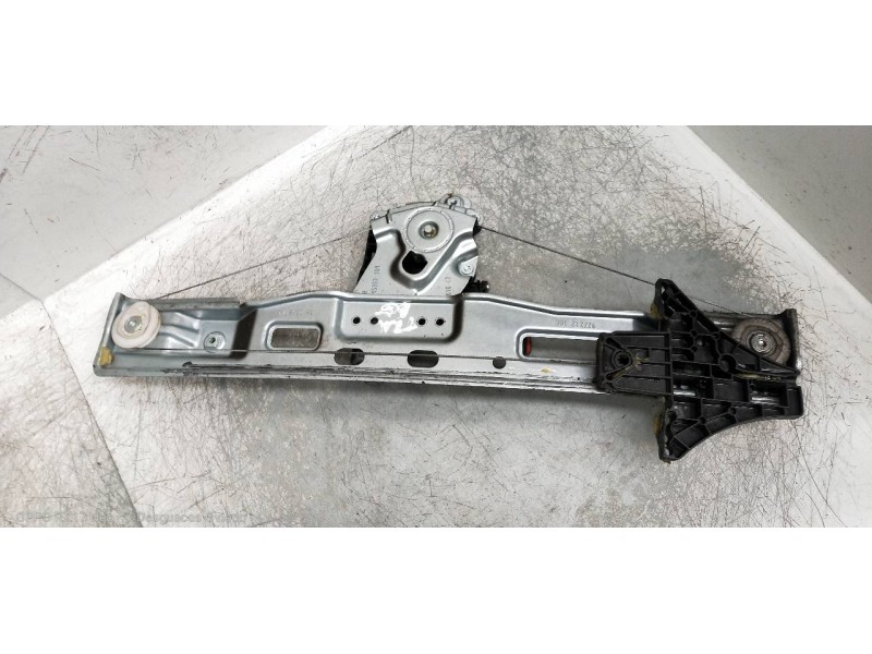 Recambio de elevalunas trasero derecho para opel zafira (c) referencia OEM IAM 13260142  