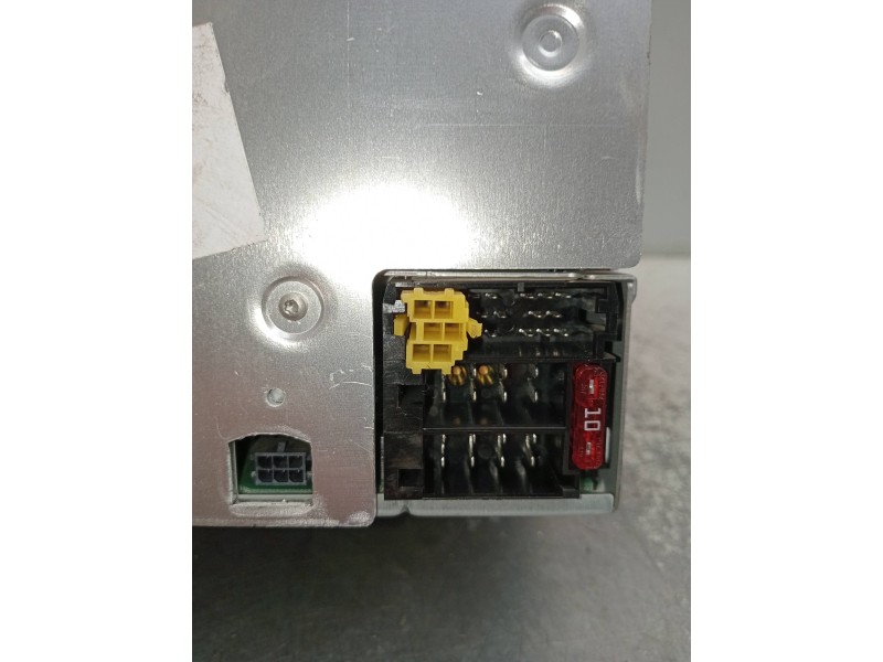 Recambio de sistema audio / radio cd para kia cee´d 1.6 cat referencia OEM IAM BS010717 X961701H009 