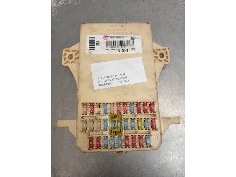Recambio de caja reles / fusibles para kia cee´d 1.6 cat referencia OEM IAM 919501H510 919502H500 