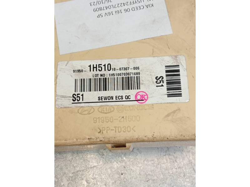 Recambio de caja reles / fusibles para kia cee´d 1.6 cat referencia OEM IAM 919501H510 919502H500 