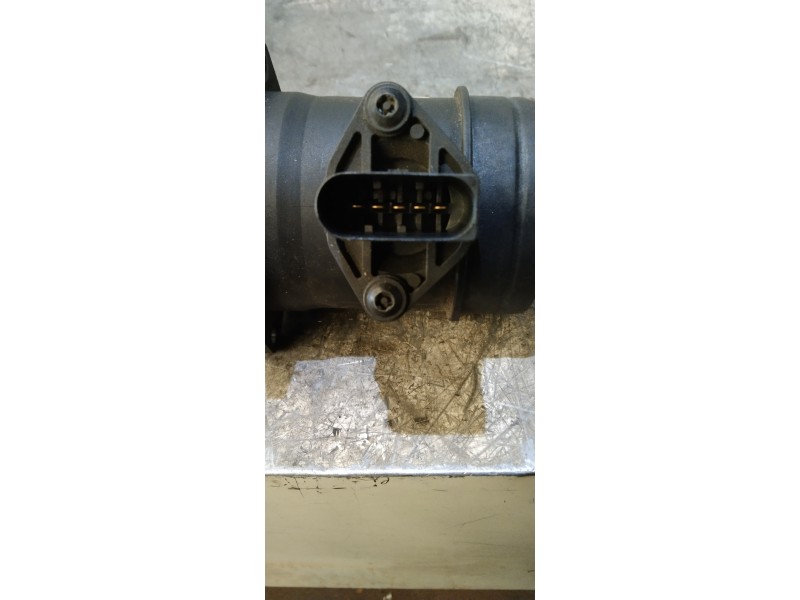 Recambio de caudalimetro para volkswagen passat berlina (3b3) referencia OEM IAM 0280218058 06B133471A 