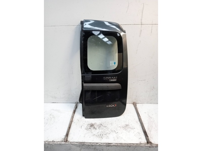 Recambio de puerta trasera derecha para dacia logan laureate referencia OEM IAM   