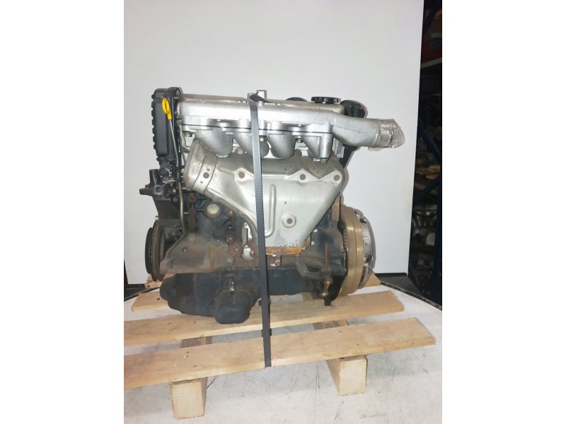Recambio de motor completo para nissan sunny berlina (n14) lx referencia OEM IAM CD20 294538 