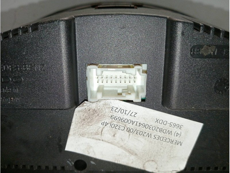 Recambio de cuadro instrumentos para mercedes clase c (w203) berlina 320 (203.064) referencia OEM IAM A2035400711Q12  