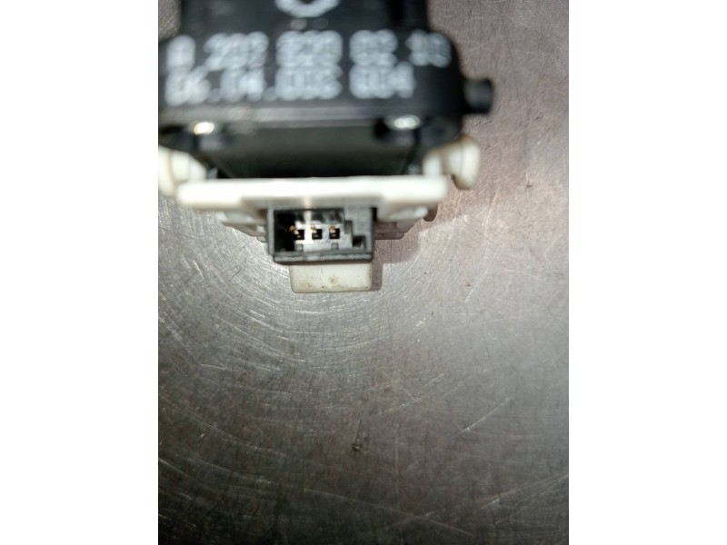 Recambio de mando elevalunas delantero derecho para mercedes clase c (w203) berlina 320 (203.064) referencia OEM IAM   