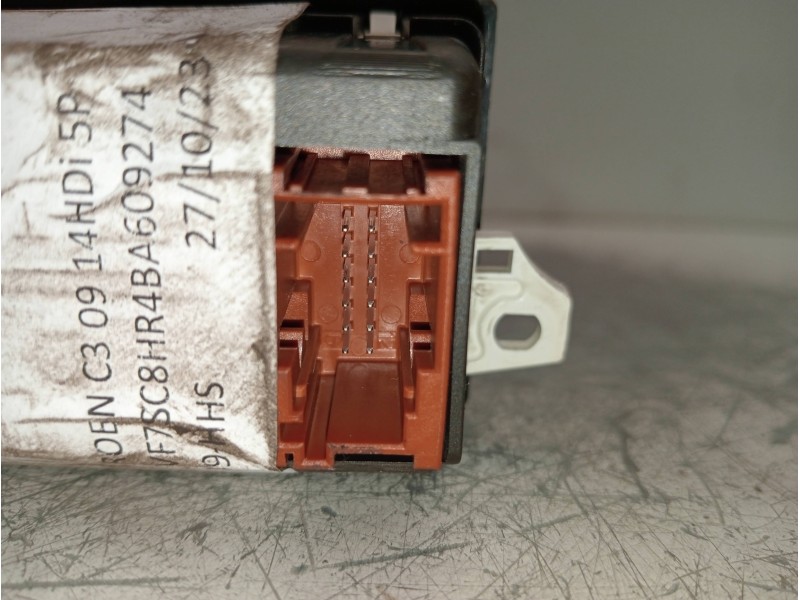 Recambio de pantalla multifuncion para citroen c3 attraction referencia OEM IAM   