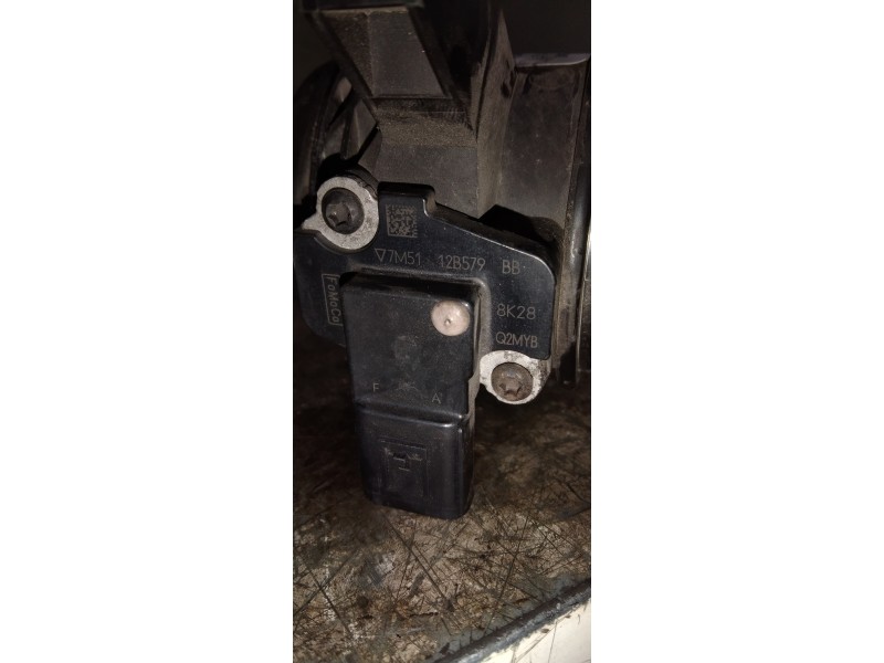Recambio de caudalimetro para ford focus lim. (cb4) titanium referencia OEM IAM 7M5112B579BB 8K28Q2MYB 