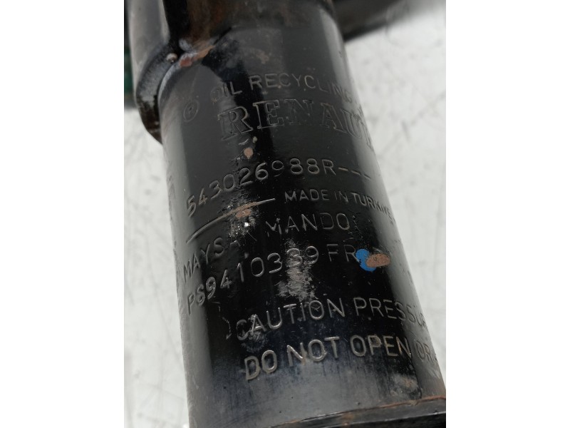 Recambio de amortiguador delantero derecho para renault clio iv limited referencia OEM IAM 543026988R  