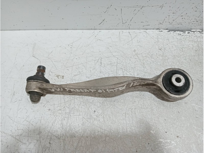 Recambio de brazo suspension superior delantero derecho para volkswagen passat berlina (3b3) highline referencia OEM IAM 8E04075