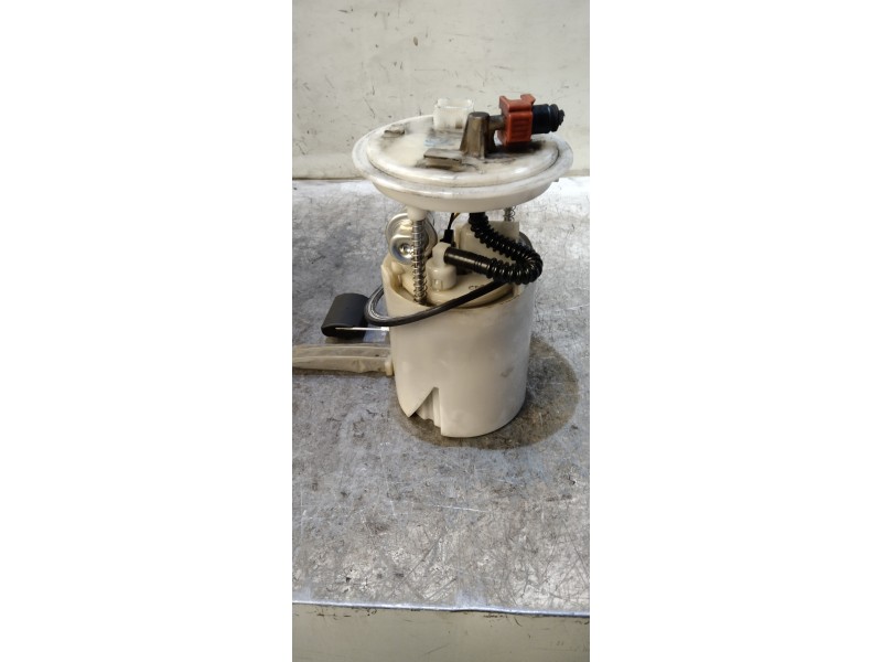 Recambio de bomba combustible para kia cee´d 1.6 cat referencia OEM IAM 311101H000 2000A71440 