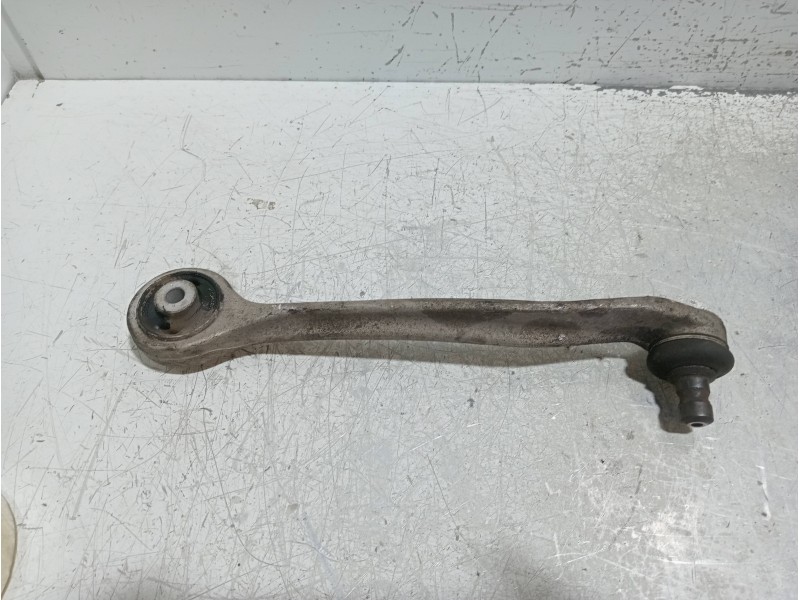 Recambio de brazo suspension superior delantero izquierdo para volkswagen passat berlina (3b3) highline referencia OEM IAM 8E040