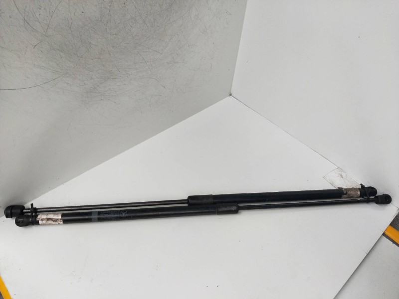 Recambio de amortiguadores capo para mercedes clase c (w204) berlina 2.2 cdi cat referencia OEM IAM 2049800064  