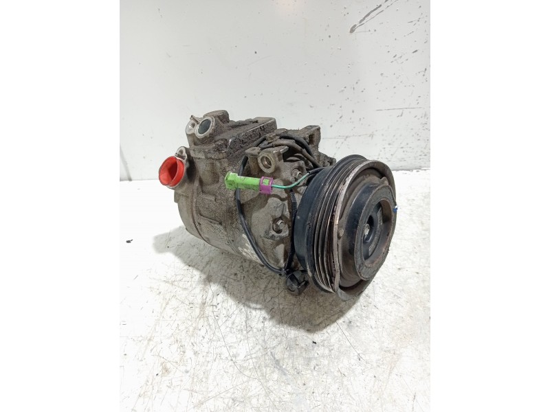 Recambio de compresor aire acondicionado para volkswagen passat berlina (3b3) referencia OEM IAM 4472208182 8D0260808 