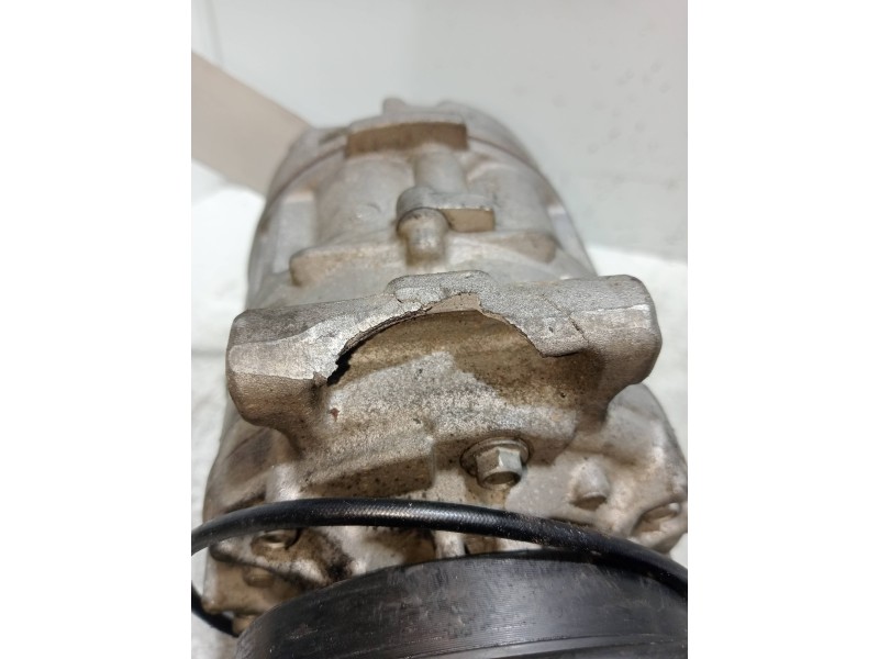 Recambio de compresor aire acondicionado para volkswagen passat berlina (3b3) referencia OEM IAM 4472208182 8D0260808 