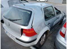 volkswagen golf iv berlina (1j1) del año 2002 2