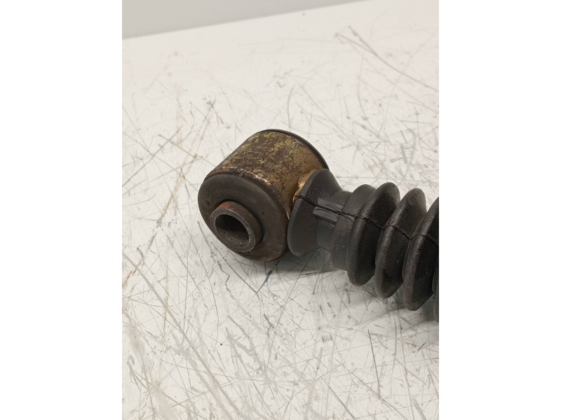 Recambio de amortiguador trasero izquierdo para peugeot 205 berlina 1.8 d generation referencia OEM IAM   