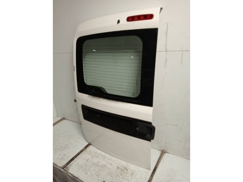 Recambio de puerta trasera izquierda para fiat doblo active referencia OEM IAM   