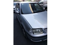 volkswagen polo berlina (6n2) del año 2001 2