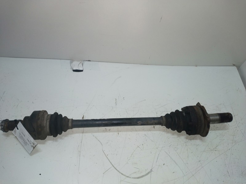 Recambio de transmision trasera derecha para bmw serie 7 (e38) 740il automático referencia OEM IAM   