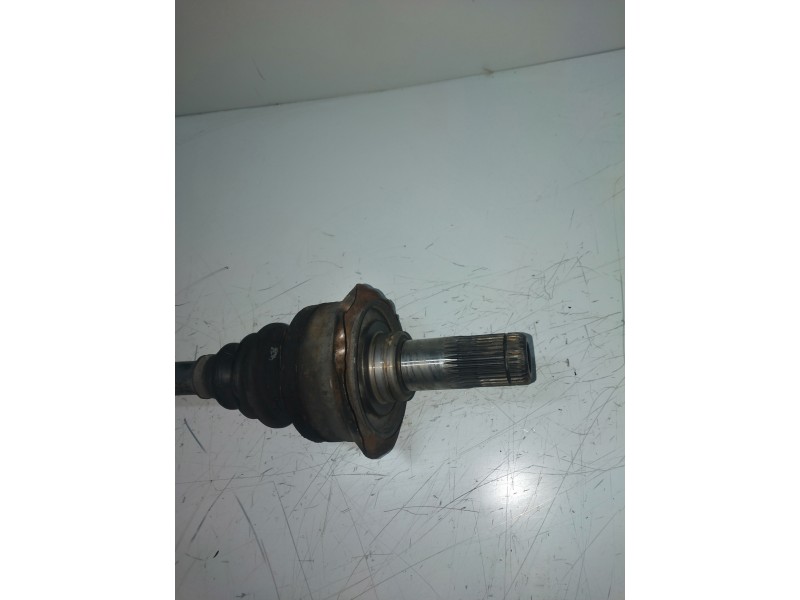 Recambio de transmision trasera derecha para bmw serie 7 (e38) 740il automático referencia OEM IAM   