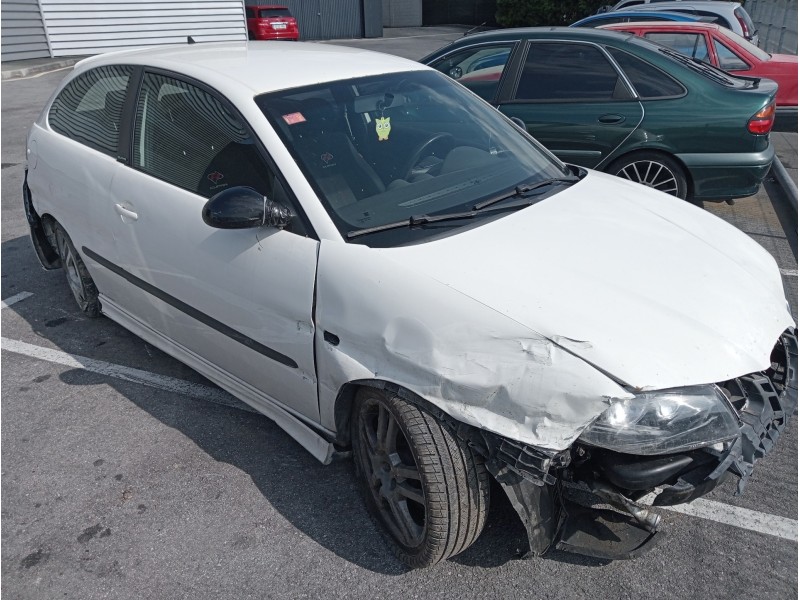 seat ibiza (6l1) del año 2007