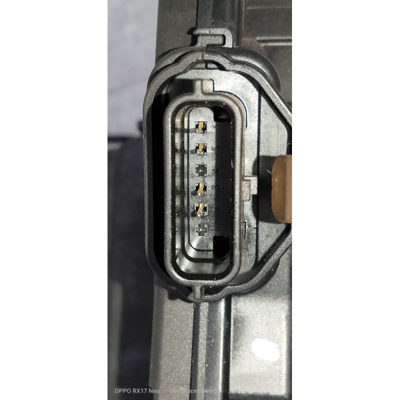 Recambio de motor cierre centralizado delantero derecho para renault clio v 1.5 blue dci diesel fap referencia OEM IAM 805024563