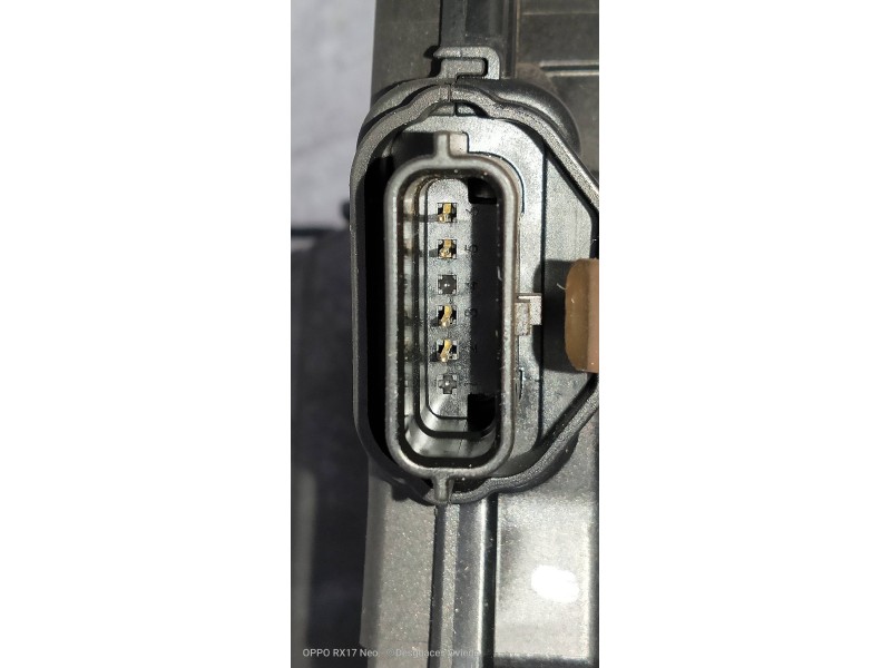 Recambio de motor cierre centralizado delantero derecho para renault clio v 1.5 blue dci diesel fap referencia OEM IAM 805024563