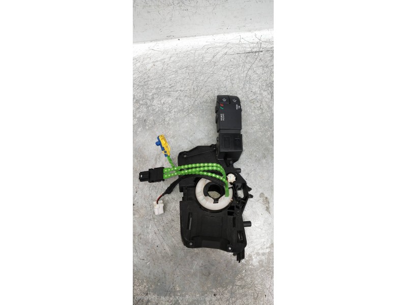 Recambio de mando multifuncion para renault clio v 1.5 blue dci diesel fap referencia OEM IAM 255675284R  