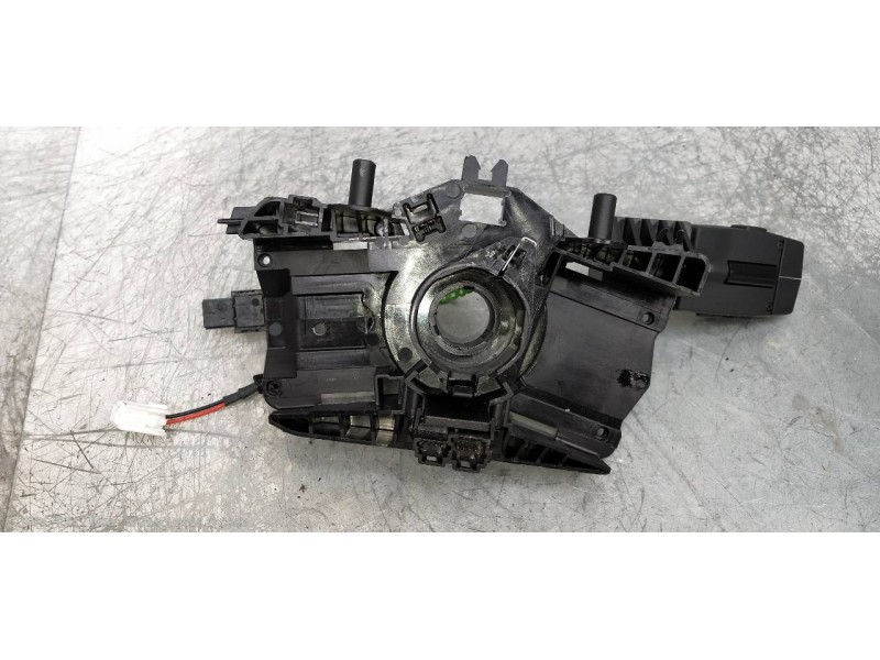 Recambio de mando multifuncion para renault clio v 1.5 blue dci diesel fap referencia OEM IAM 255675284R  