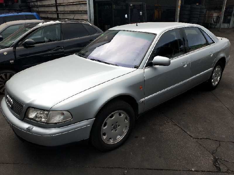 audi a8 (d2) del año 1995