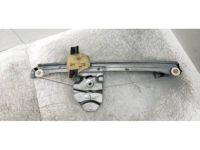 Recambio de elevalunas delantero izquierdo para renault clio v 1.5 blue dci diesel fap referencia OEM IAM   5P
