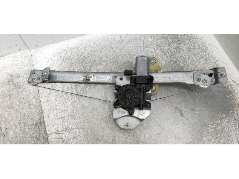 Recambio de elevalunas delantero izquierdo para renault clio v 1.5 blue dci diesel fap referencia OEM IAM   5P