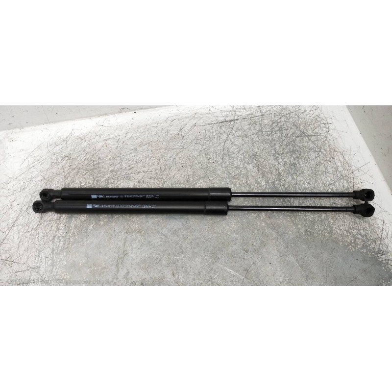 Recambio de amortiguadores maletero / porton para renault clio v 1.5 blue dci diesel fap referencia OEM IAM 844308661R  
