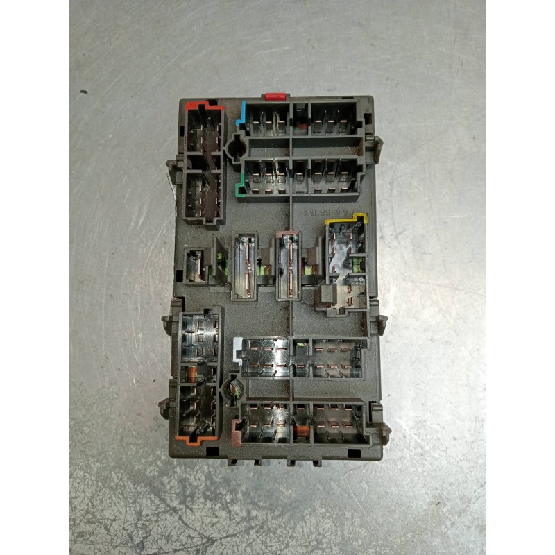 Recambio de caja reles / fusibles para peugeot 306 berlina 3/5 puertas (s1) 1.9 turbodiesel referencia OEM IAM 9458863080  