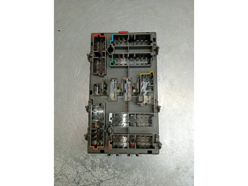 Recambio de caja reles / fusibles para peugeot 306 berlina 3/5 puertas (s1) 1.9 turbodiesel referencia OEM IAM 9458863080  