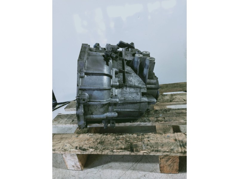 Recambio de caja cambios para opel zafira a blue line referencia OEM IAM F23  5V