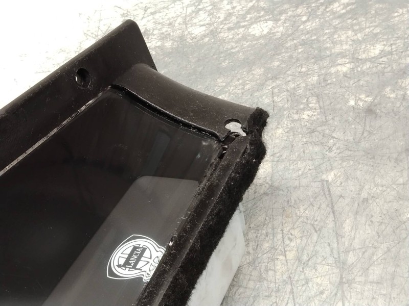 Recambio de cuadro instrumentos para lancia delta 1.4 cat referencia OEM IAM   